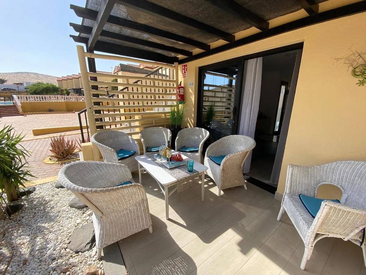 Fuerte Holiday M&M Apartaments 2 contacts